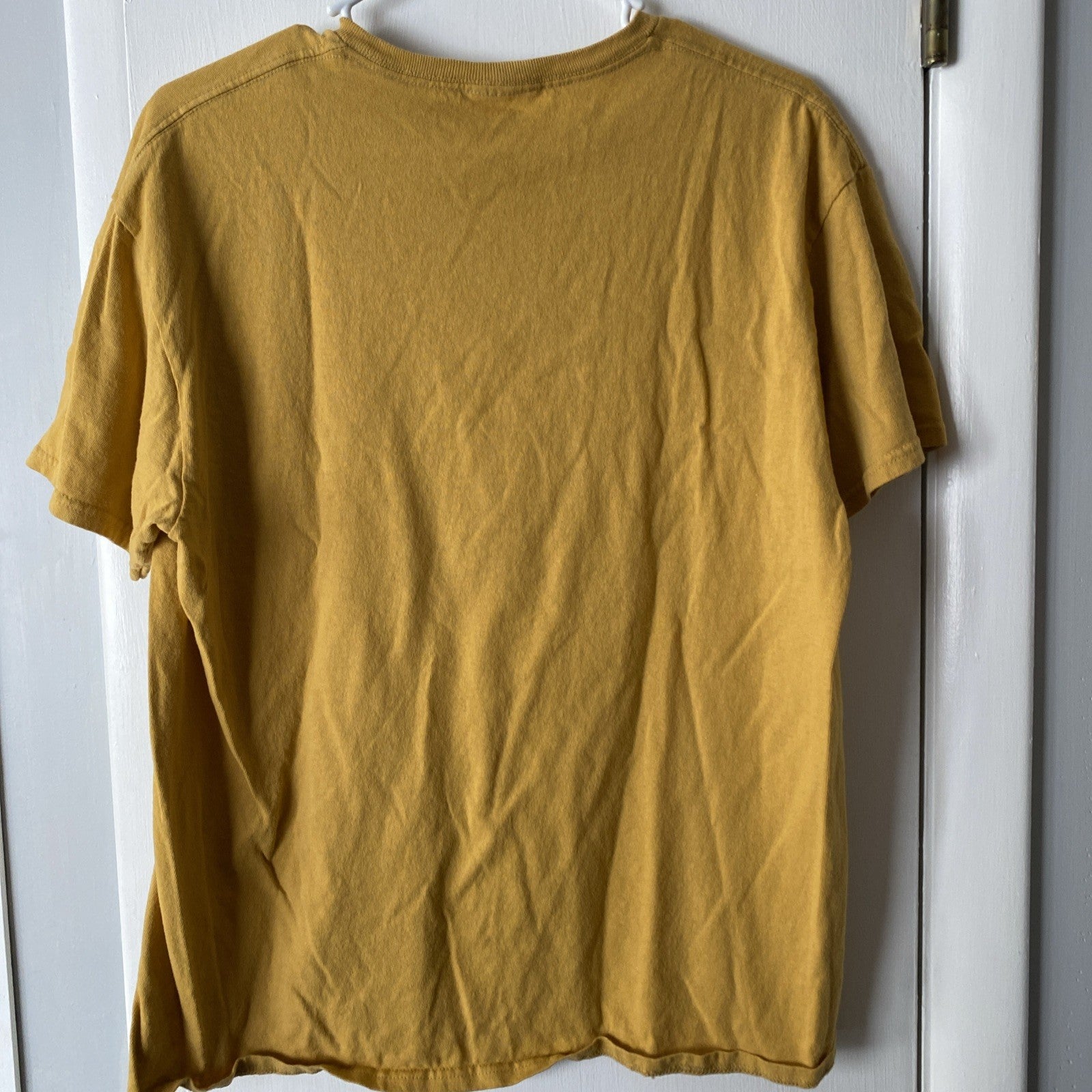 Winnie The Pooh - “Stay Hungry” - Yellow Disney Shirt - L- Ladies