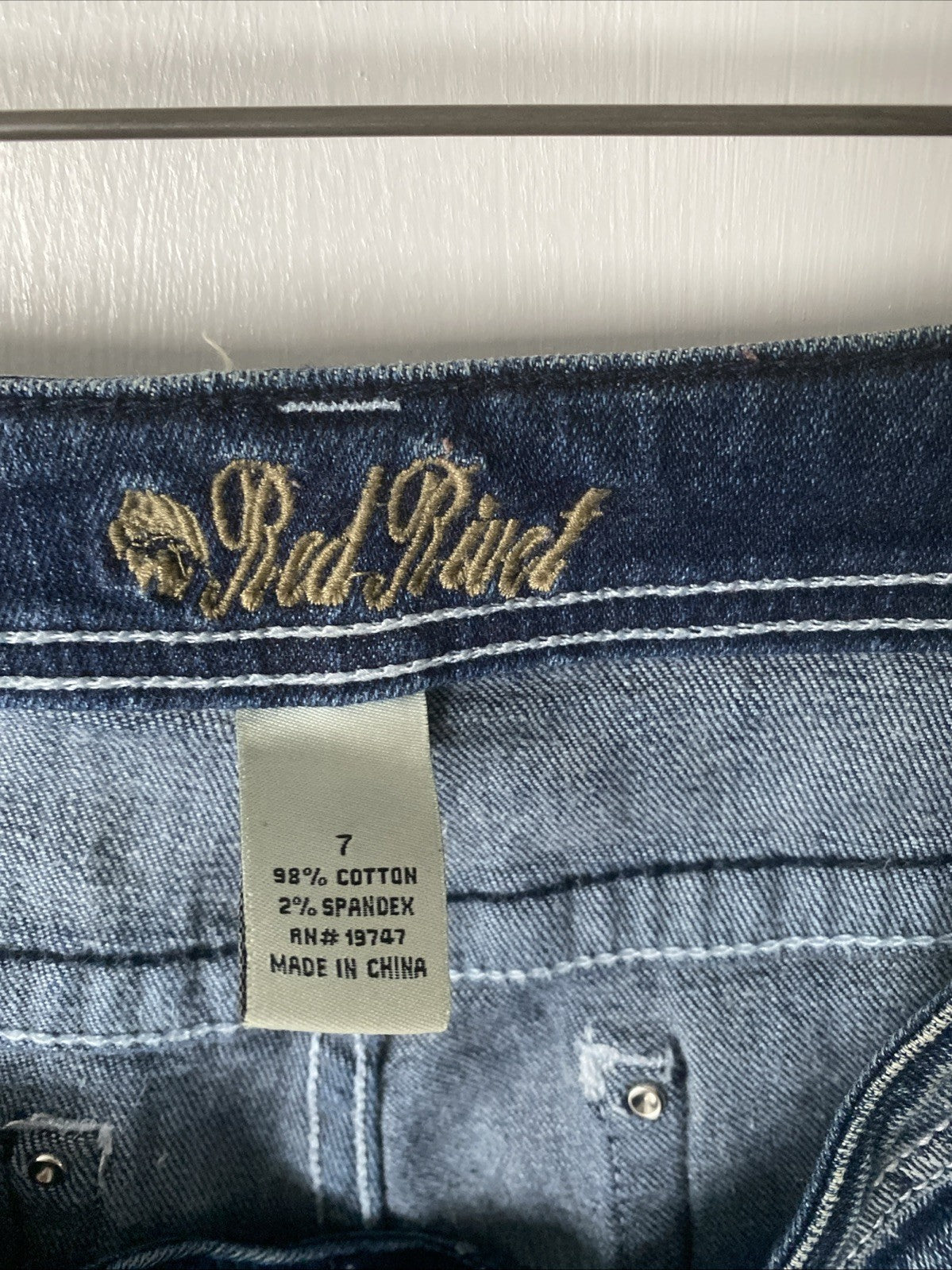 Red Rivet Womens Size 7 Blue Jeans Skinny Leg  Jeans