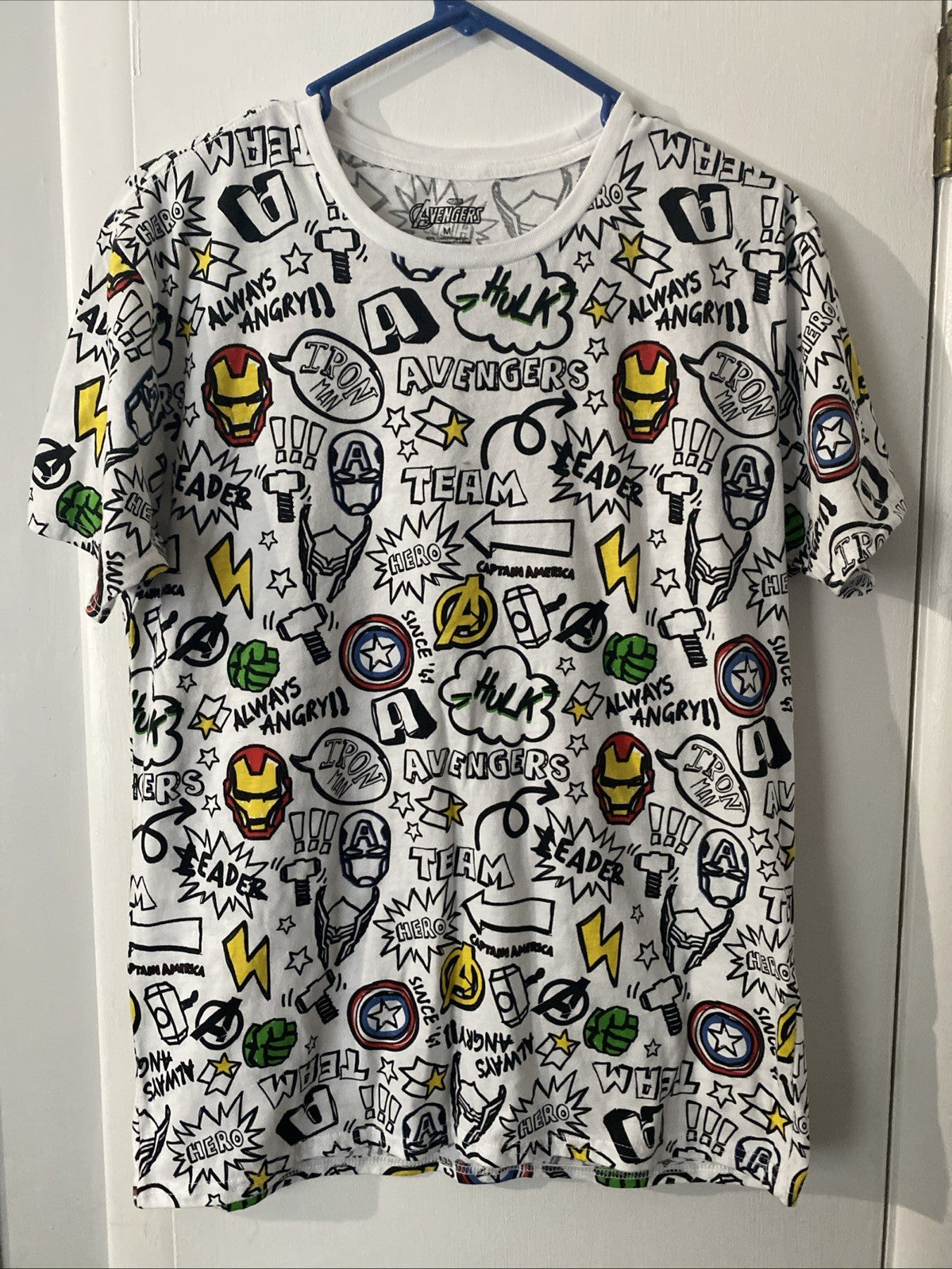Marvel Avengers T Shirt Size Medium