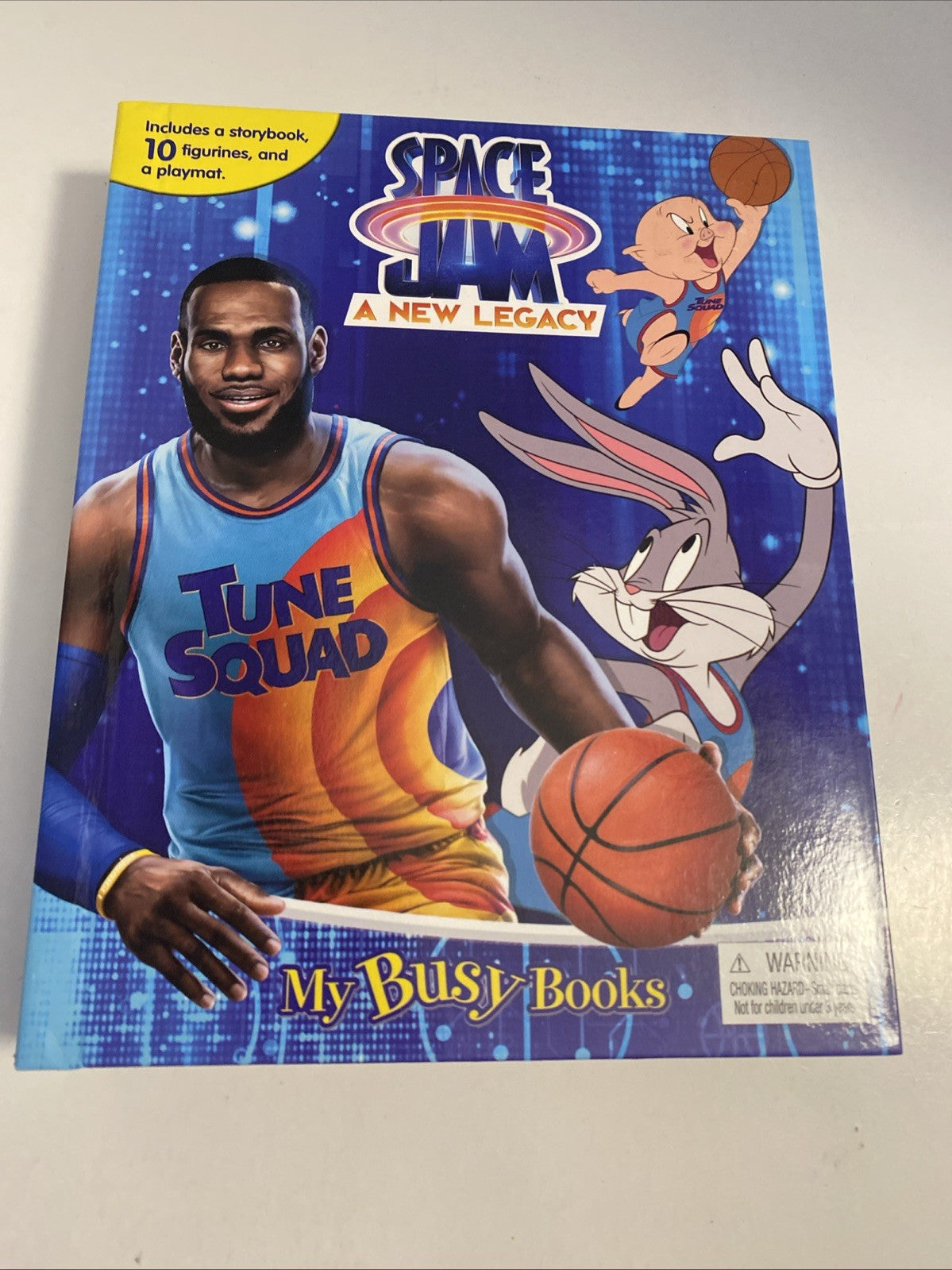 SPACE JAM A NEW LEGACY MY BUSY BOOKS WITH 10 FIGURINES, PLAYMAT LEBRON JAMES NBA