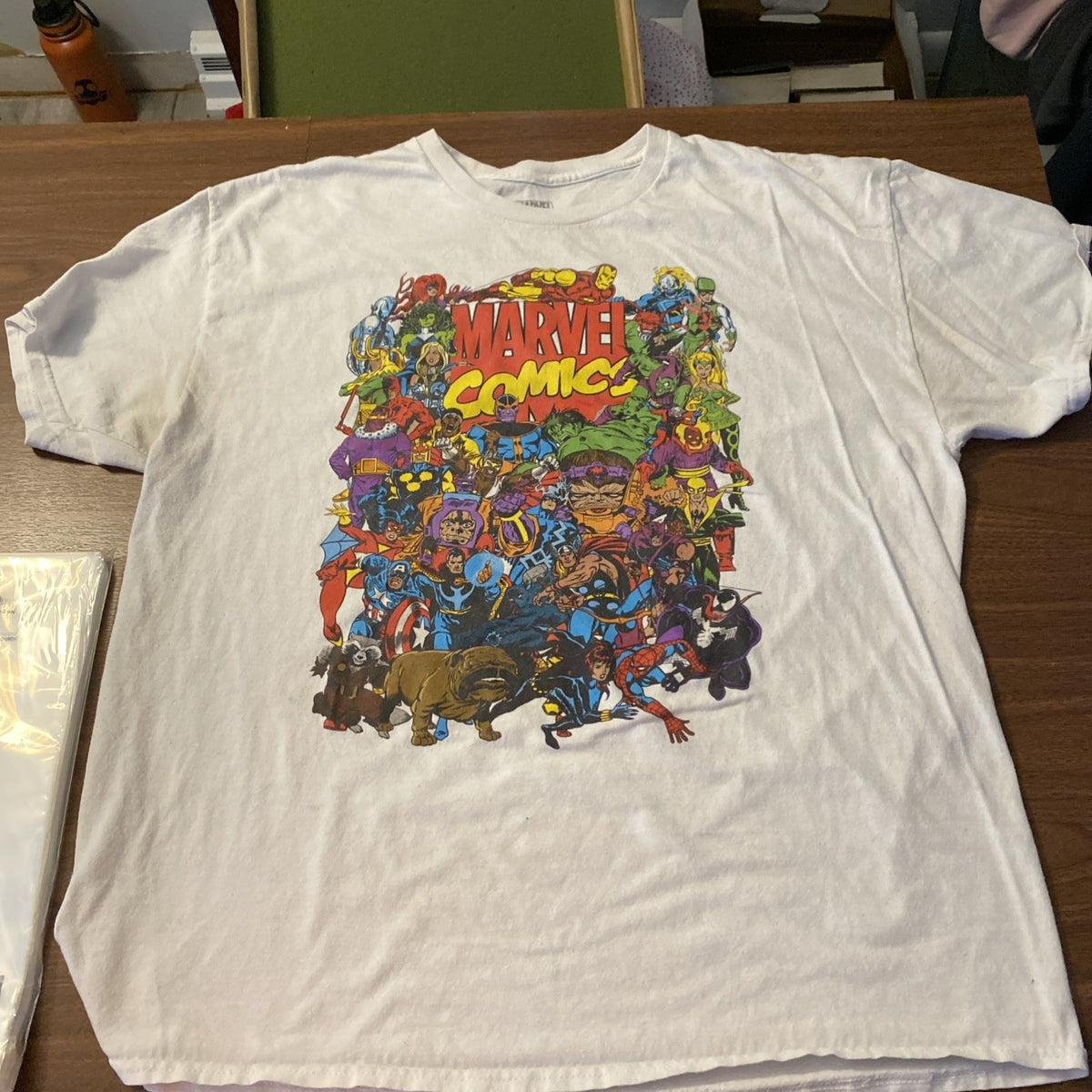Marvel T Shirt Adult XL Short Sleeve White Tee Mens X-Large