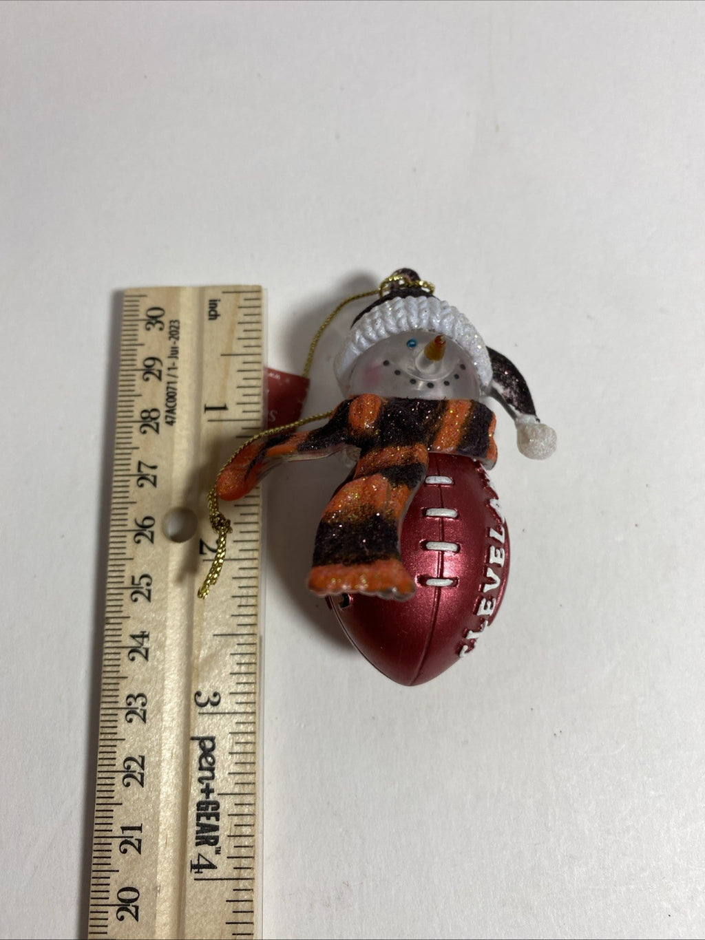 Cleveland Browns STRIPED ACRYLIC SNOWMAN FOOTBALL ORNAMENT NFL 3"