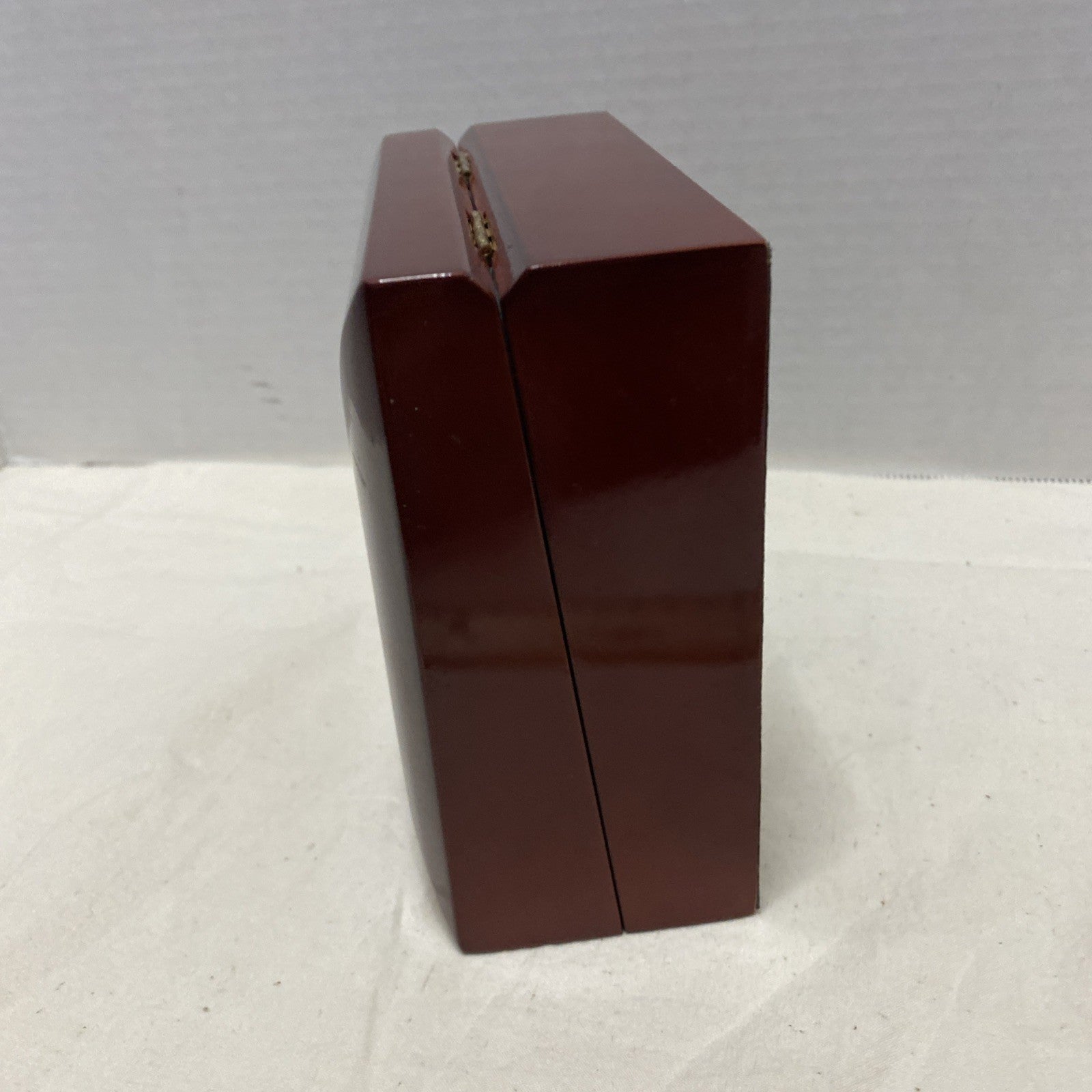 Rosewood Jewelry Box Made By Noble 6x5x2-3/4"