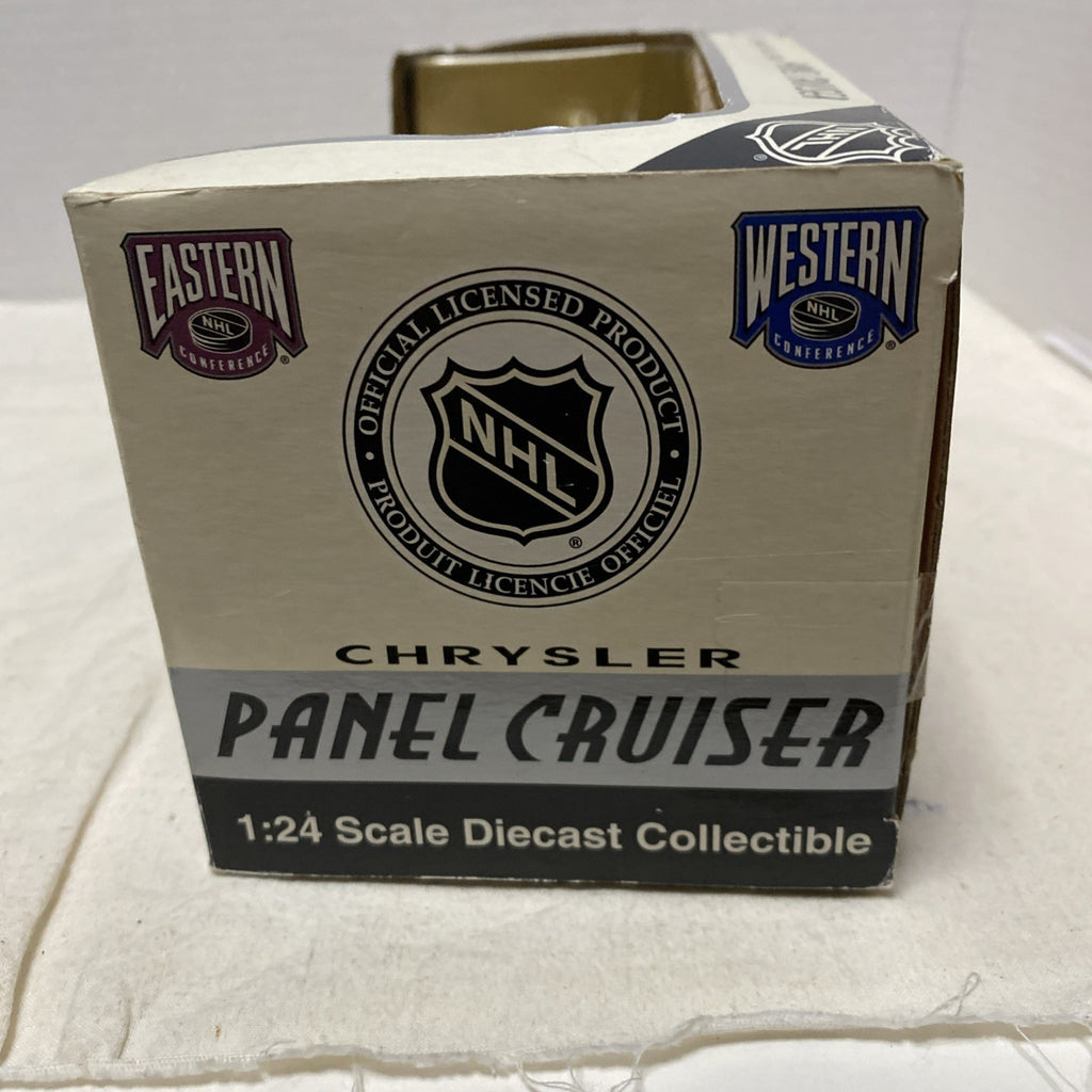 2002 White Rose Collectibles Pittsburgh Penguins Chrysler Panel Cruiser 1/24