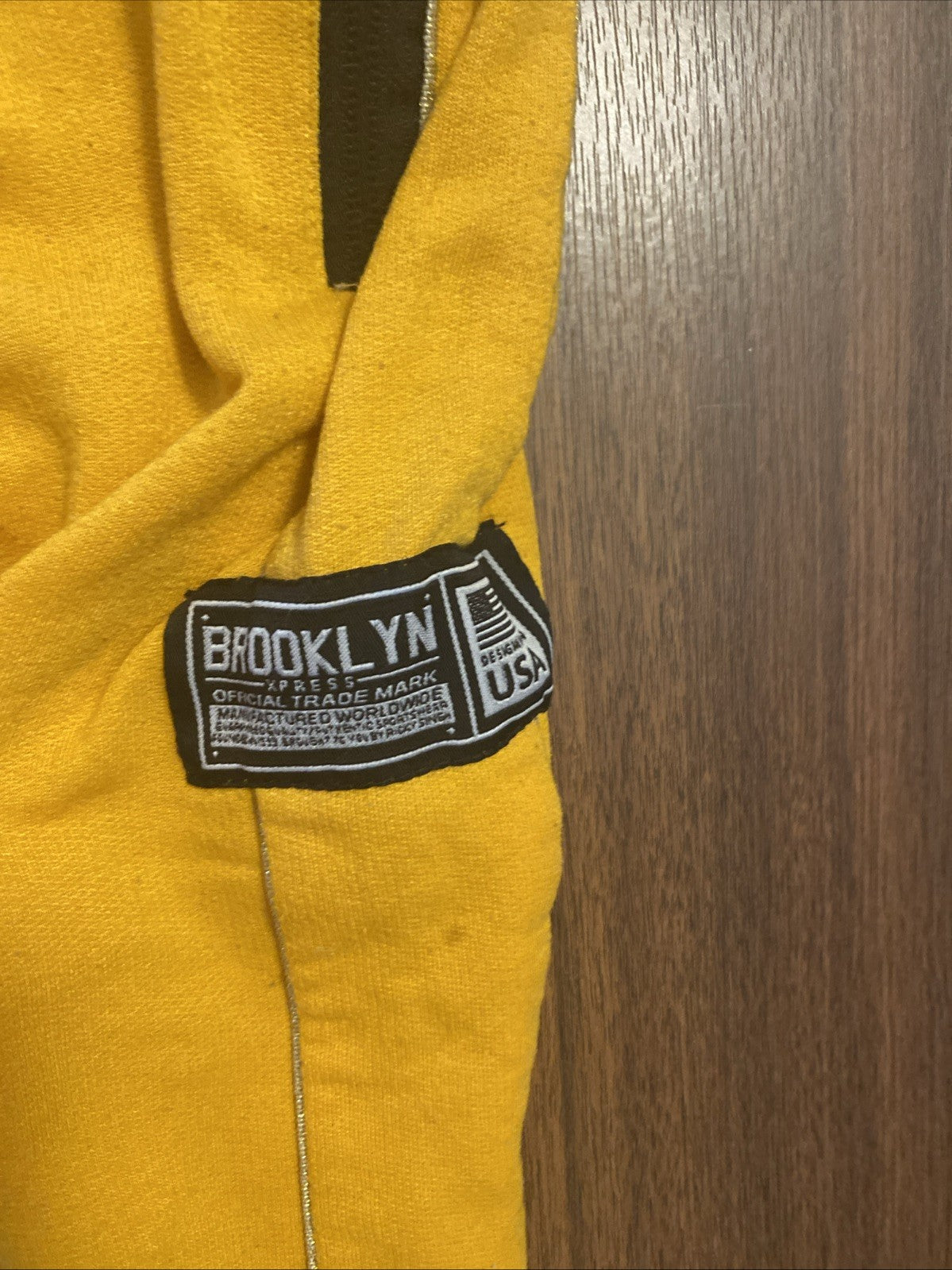 Brooklyn sweatpants size large yellow drawstring zipper pocket