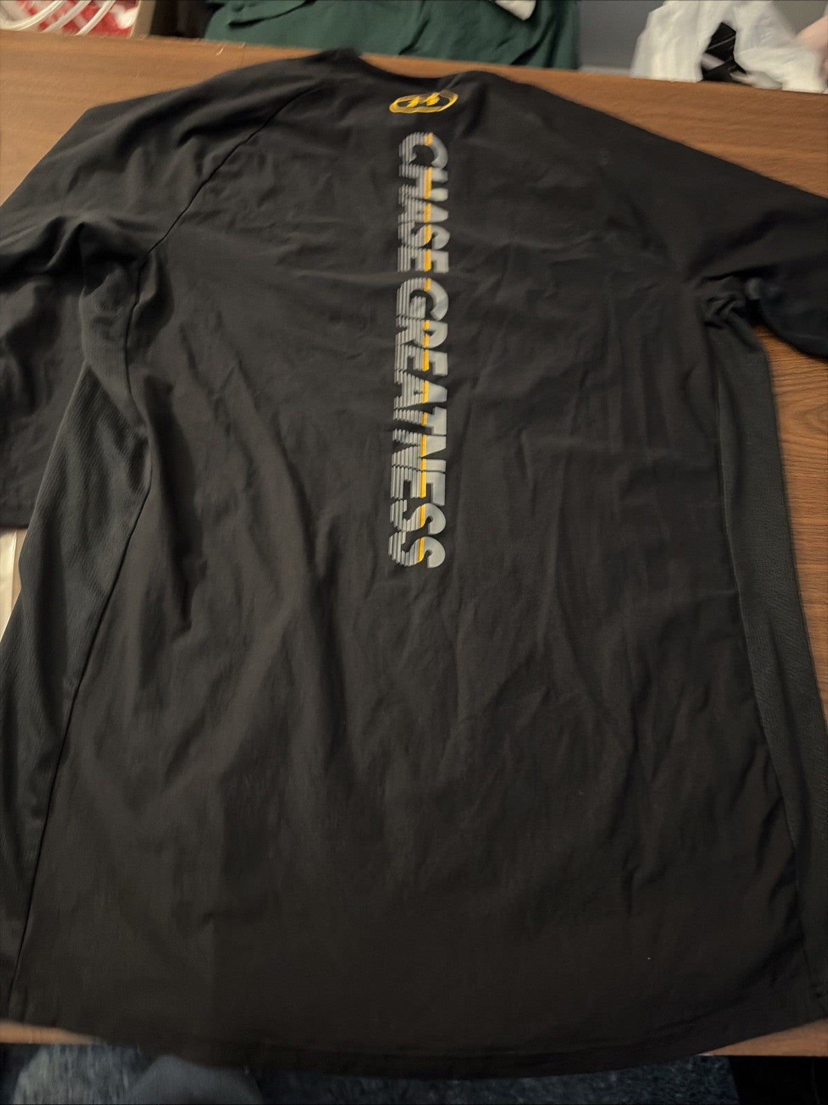 Under Armour Project Rock Shirt Mens XL Long Sleeve HeatGear Chase Greatness