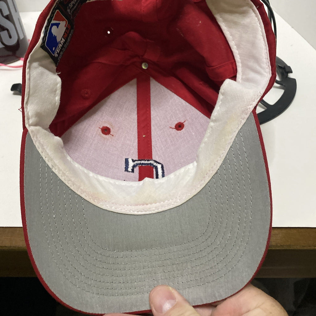 Cleveland Indians Men's Cap Hat Adjustable Size Red Used