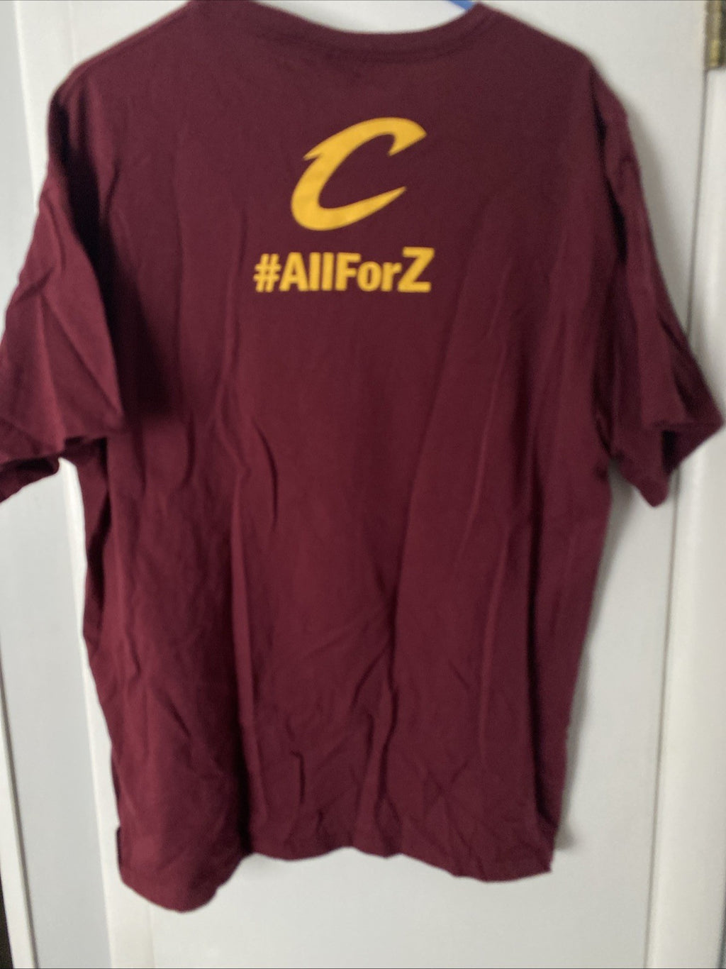 Delta T-Shirt Men XL Maroon Cleveland Cavaliers Zydrunas Ilgauskas #11 Crew Neck