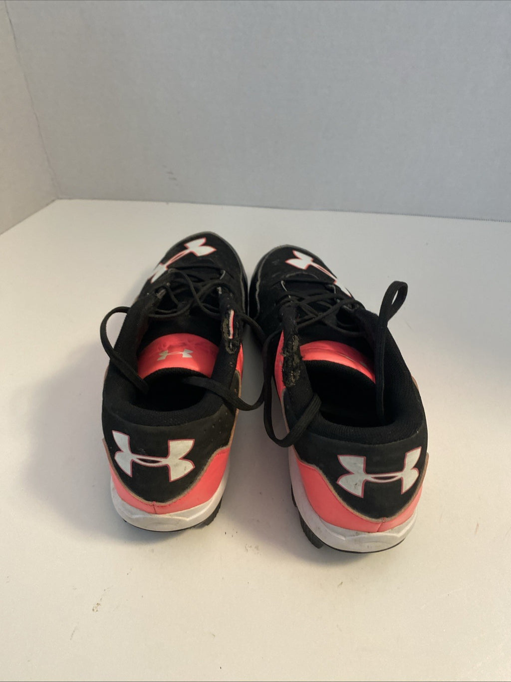 Under Armour Leadoff Low Rim Jr Girls Cleats Sz 4Y Black Pink White Little Girl