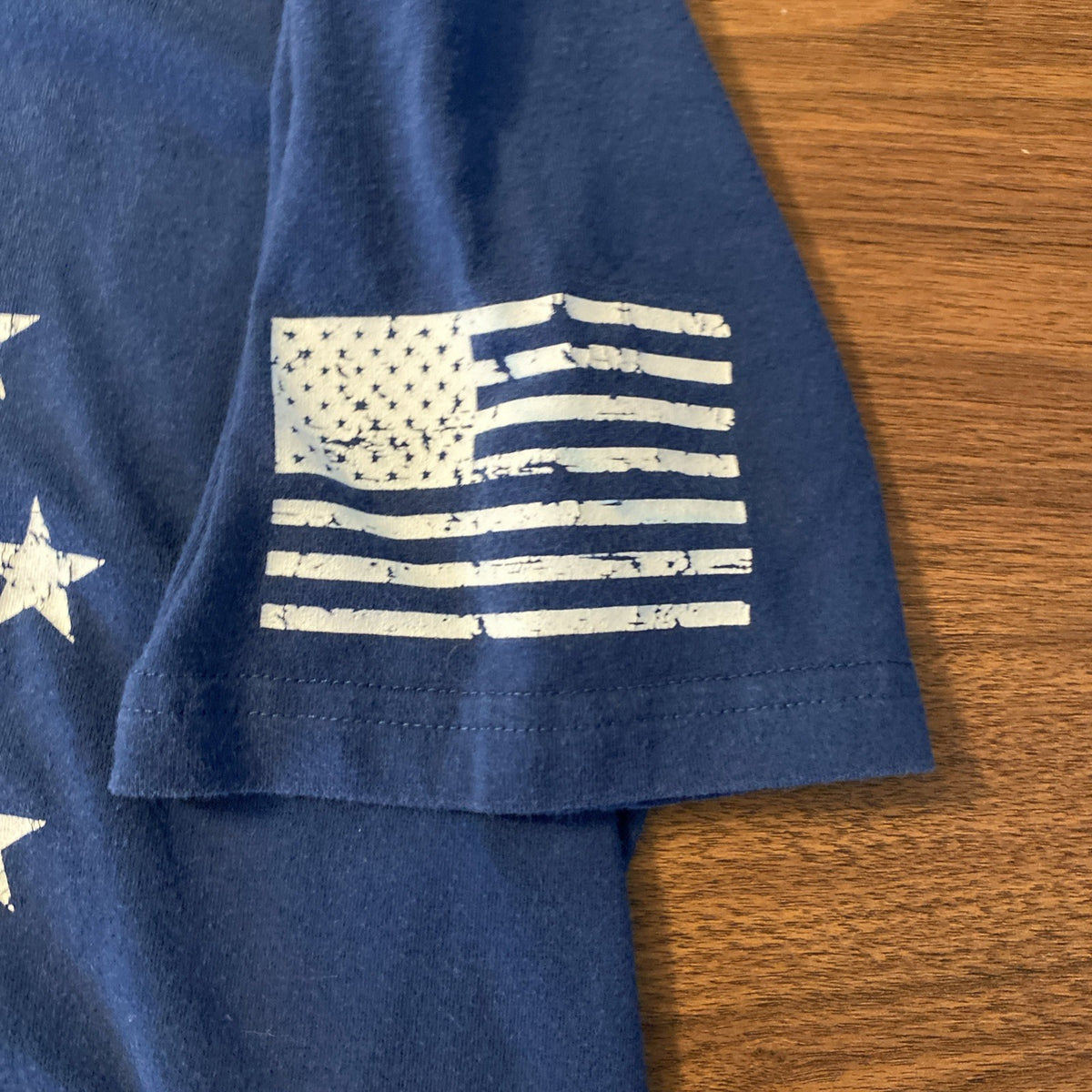 Under Armour Heat Gear Loose T-Shirt Star circle USA Flag Tee Youth LargeAmerica