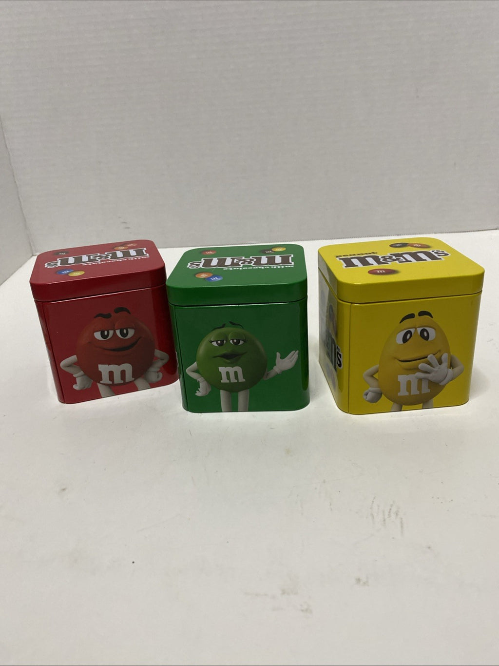 Mars Mini Candy  M & MTins - Red/ Green/Yellow