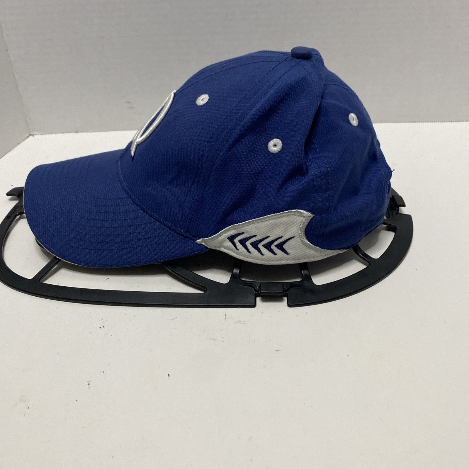 Quantum corpro hat adjustable back