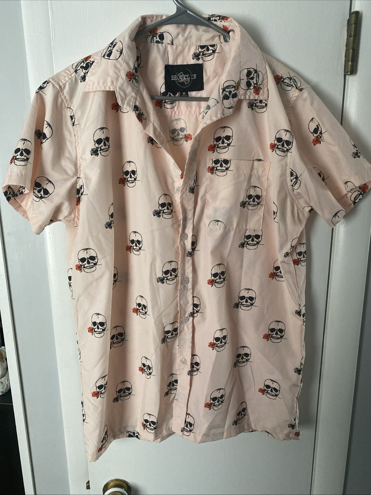 Brooklyn Standard Skull & Roses Button-Up Short Sleeve Men's Shirt Pink Size M