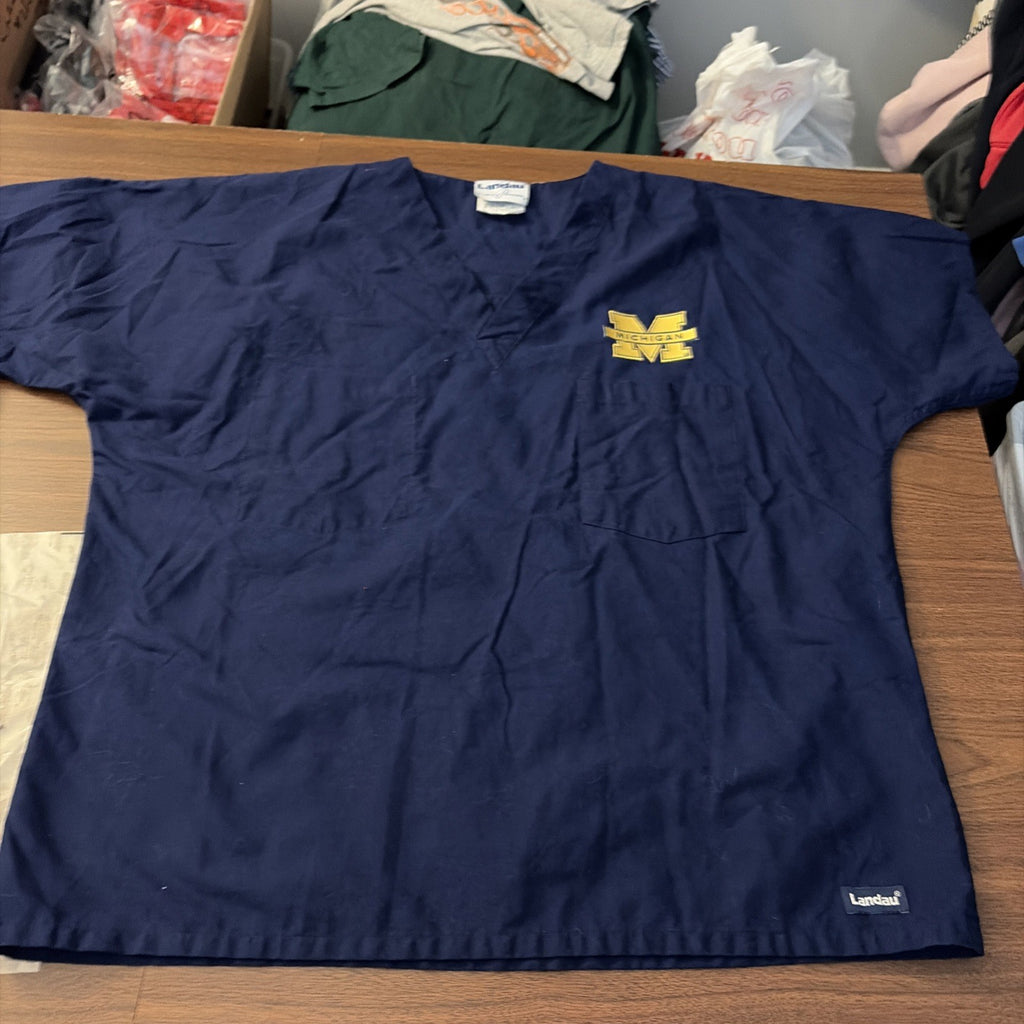 MICHIGAN WOLVERINES SCRUB TOP SIZE 2XL (25x27) LANDAU NAVY BLUE. See Pics