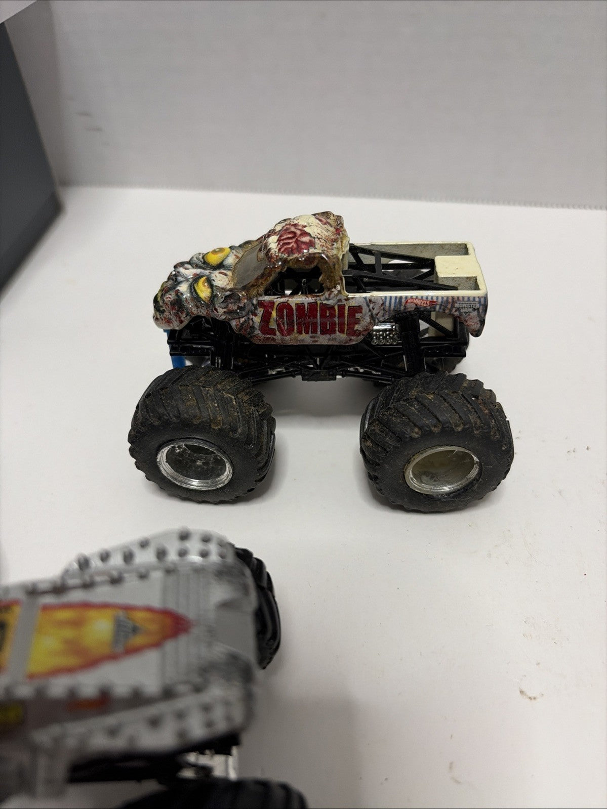 Monster Jam Lot Of 8 Diecast 1:64 Scale Monster Trucks