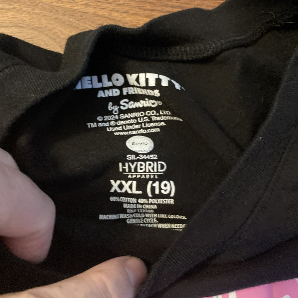 Hello Kitty Friend T-shirt Top Black Sz XL Hybrid Juniors GUC Cotton Blend Pink