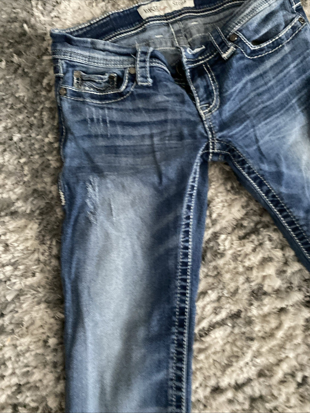 BKE Buckle  Stella Skinny Women’s Jeans Size 27L x 22 Cut Off