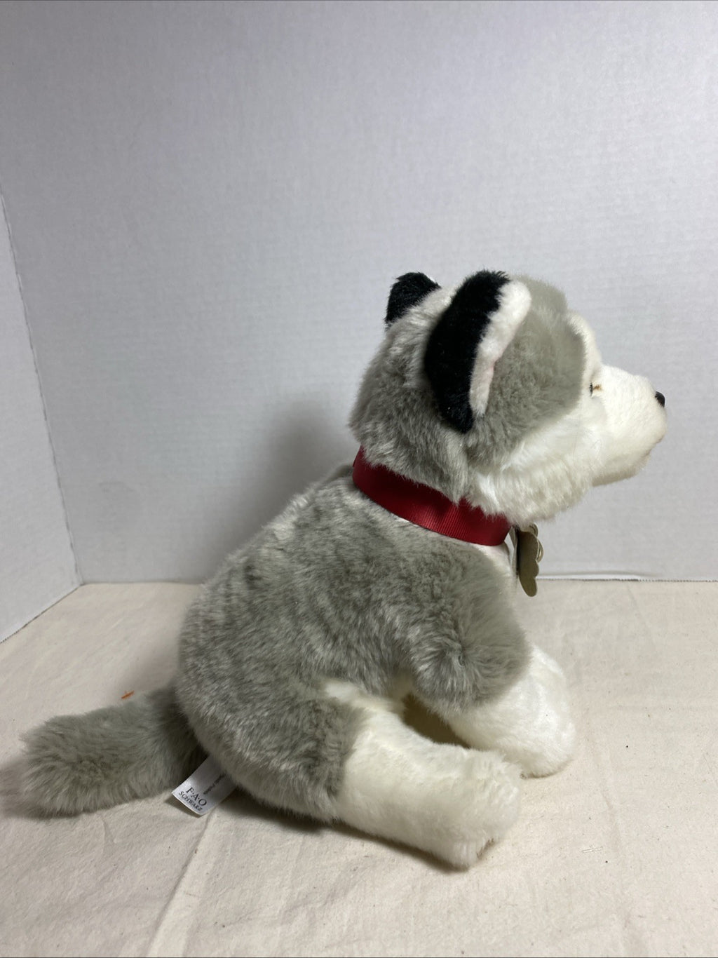FAO Schwarz SIBERIAN HUSKY Wolf Puppy Dog 10" Plush Red Collar 2018 Toy Blue Eye