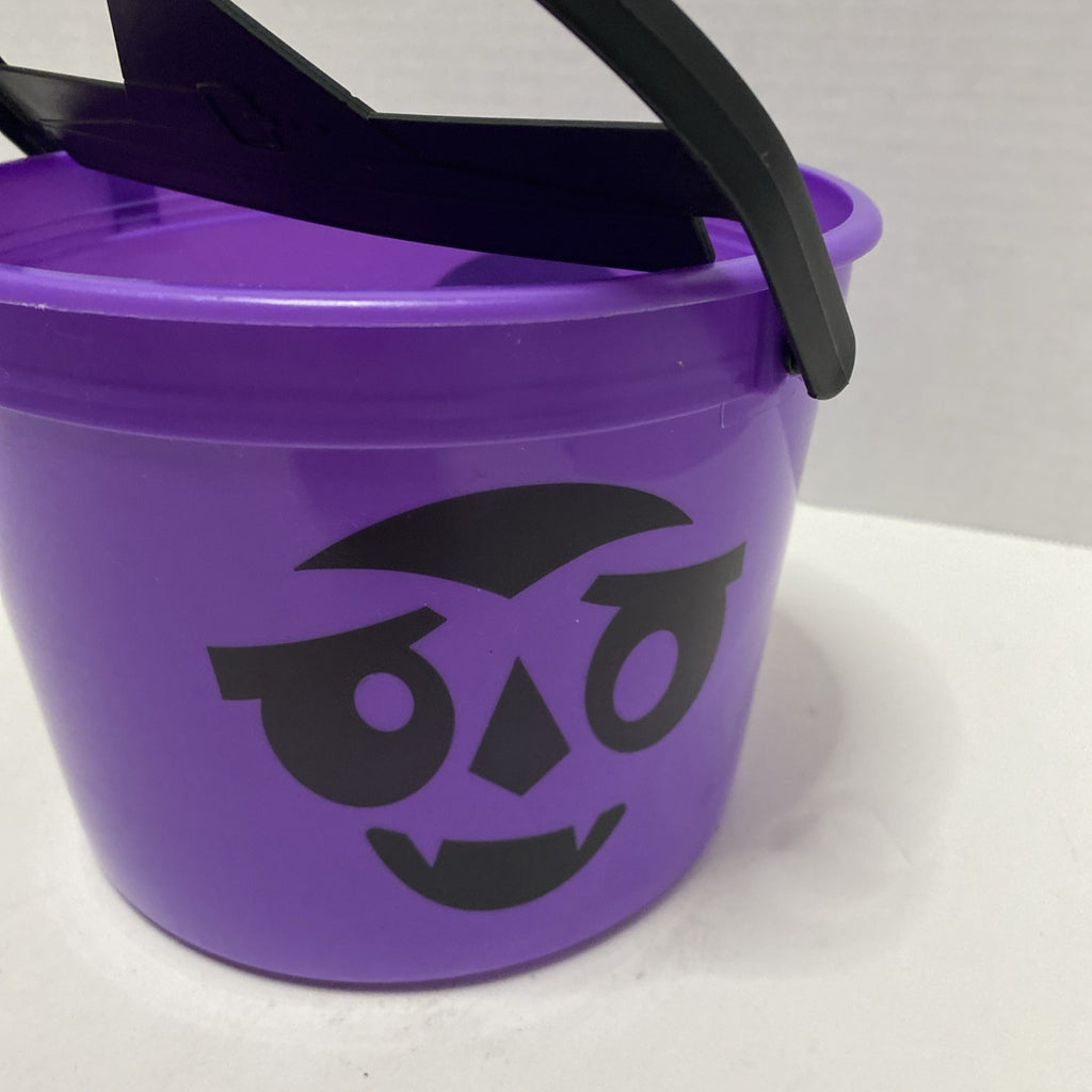 2023 MCDONALD'S VAMPIRE BOO BUCKET PAIL