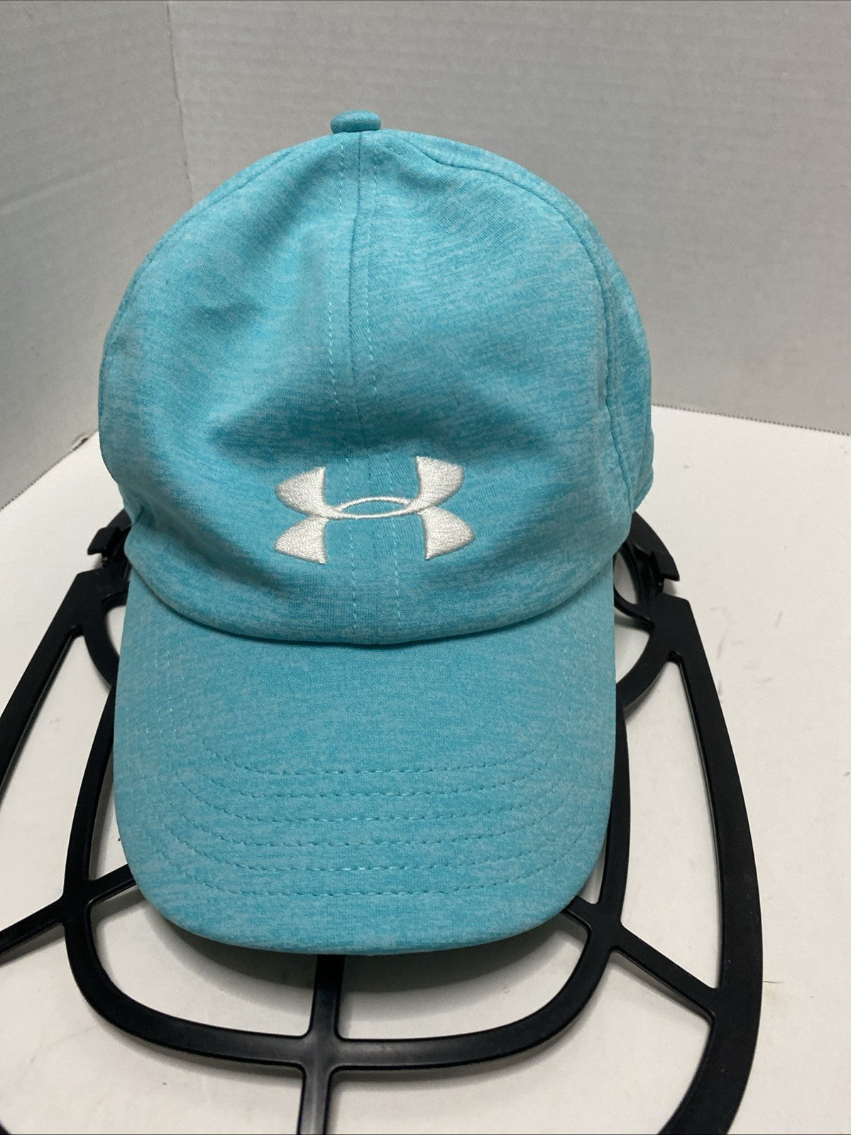 UNDER ARMOUR hat lightweight Turquoise adjustable cap white logo -