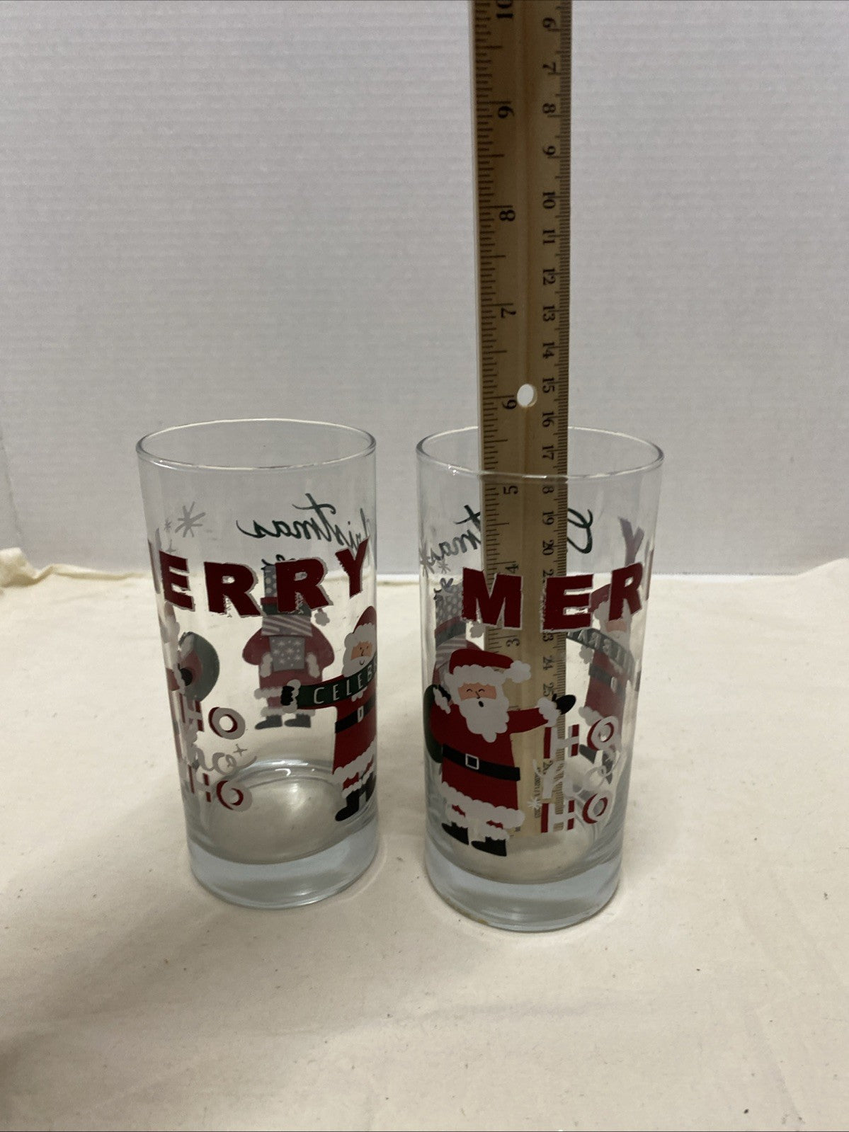 Merry Christmas drinking glass, 6 inches tall