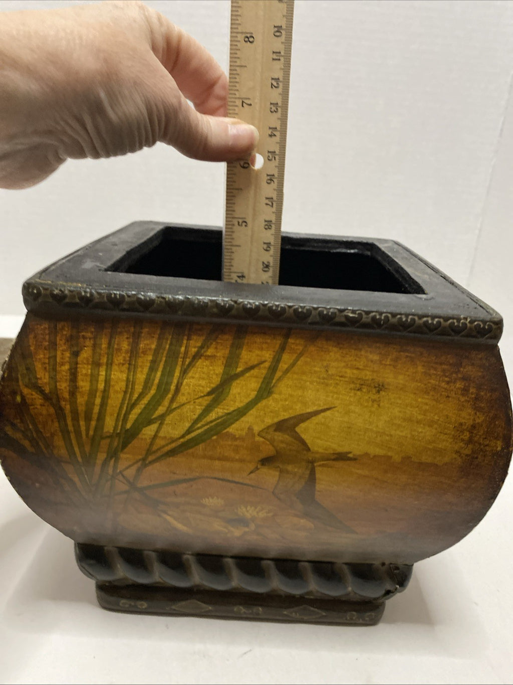 Decorative Asian Style Container W/ Lid, Bird Design Theme Metal Bird Perched