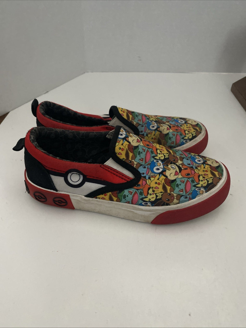 Ground UP Pokemon PIKACHU Slip-On Canvas Sneaker Shoes Unisex Youth Size 2
