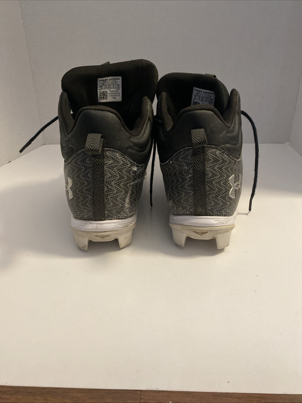Under Armour Football Cleats- Great Shape! Men's 14. Need In-soles