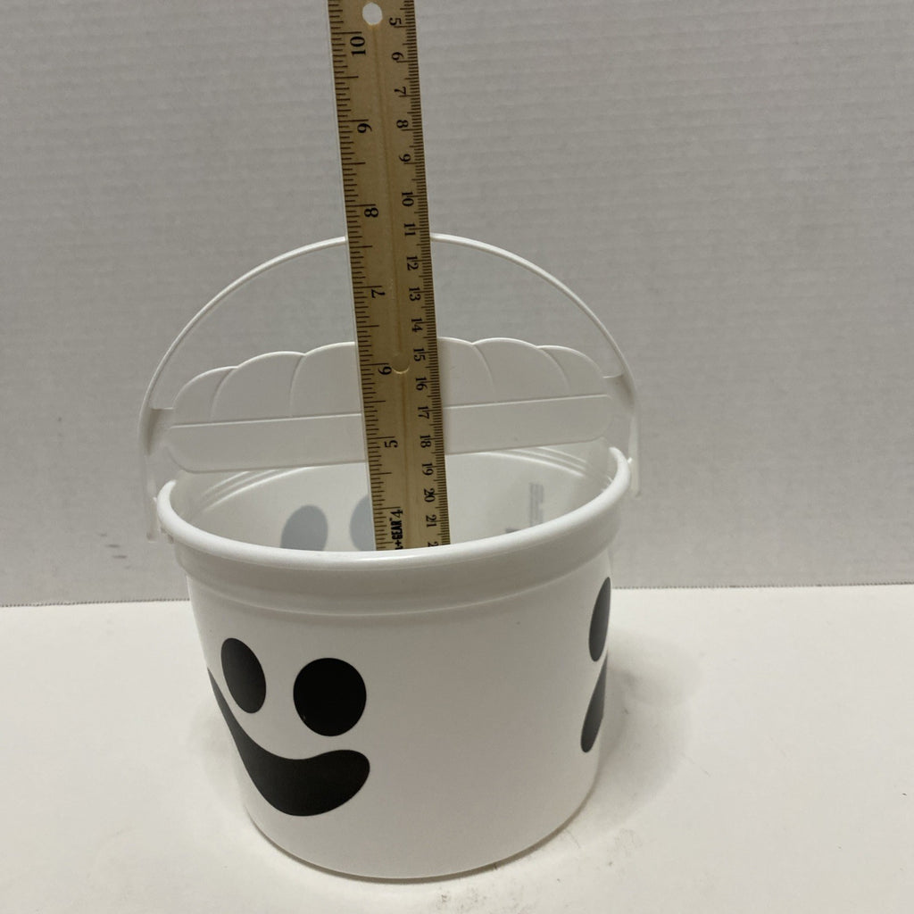 McDonalds Halloween Happy Meal Boo White Bucket McBoo 2022
