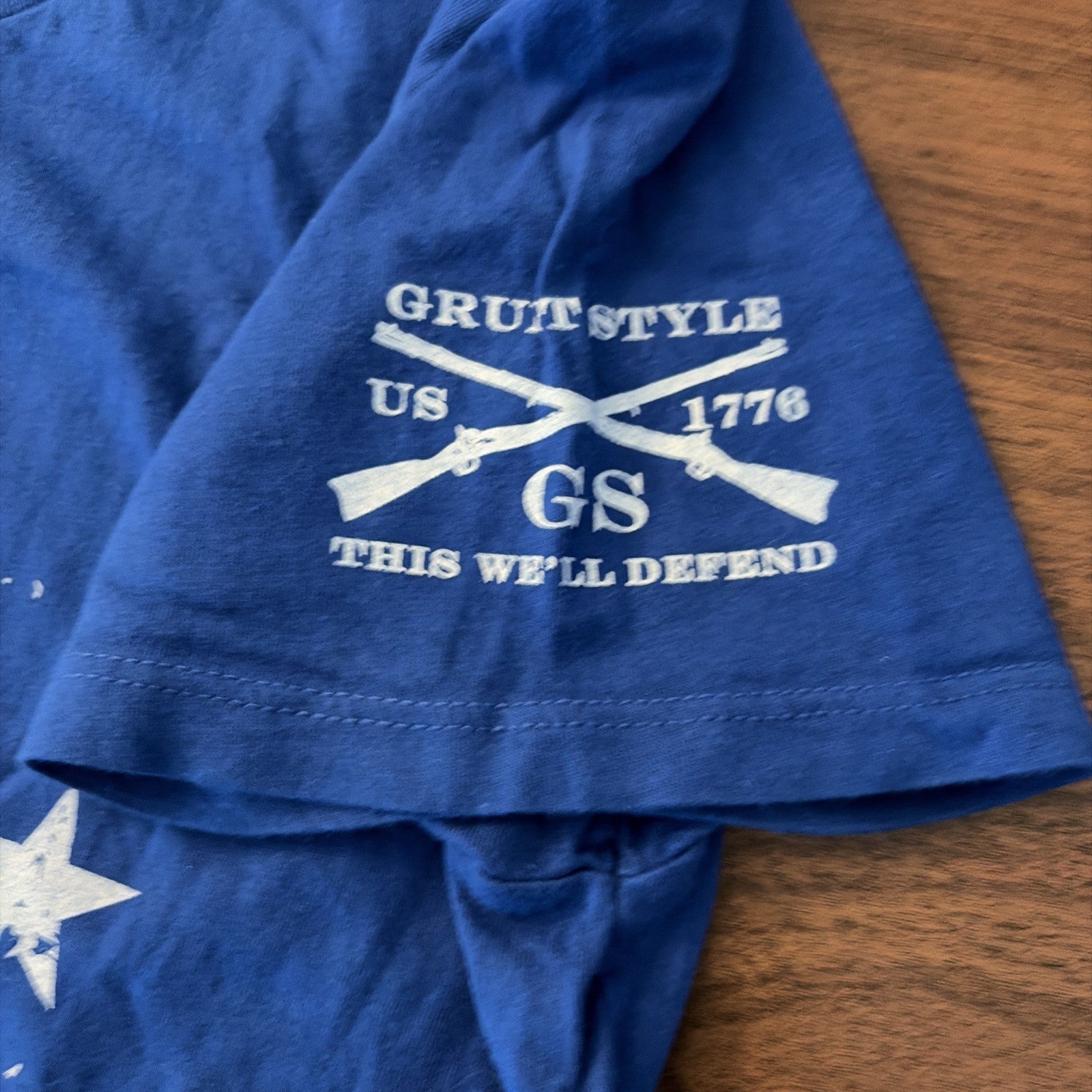 Grunt Style Men’s Tee Shirt Size M Blue With Stars