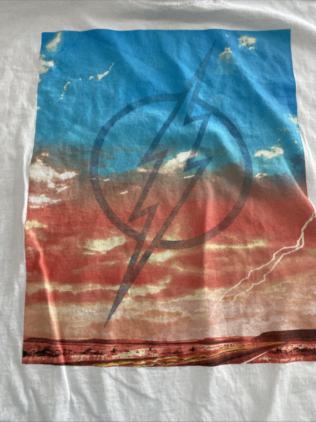 DC the flash men’s white short sleeve T-shirt size extra large superhero heroes