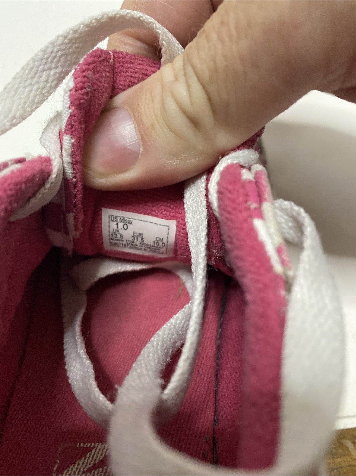 Vans Seldan Checkerboard Honeysuckle Fuchsia Girl's Skate Shoes Size Y1 Pink