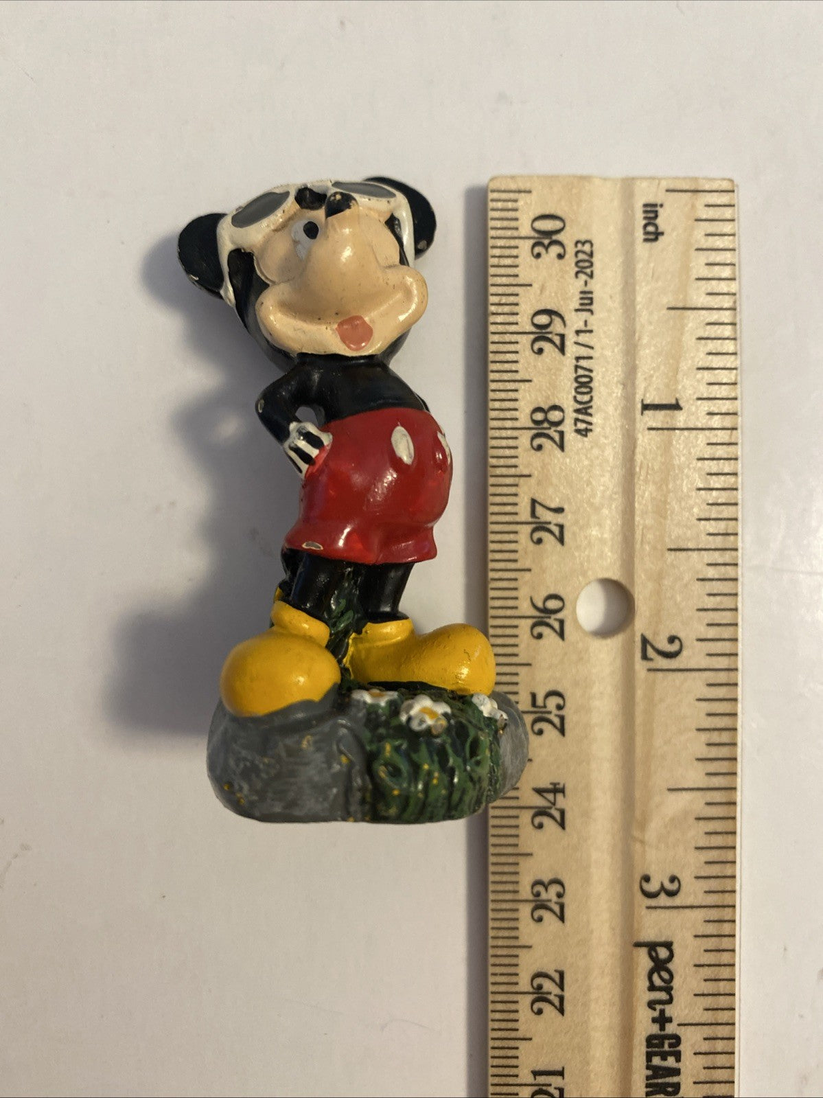 Mickey Mouse  Figure Sz 2.5"