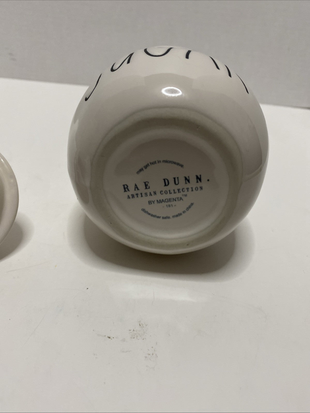 Rae Dunn Sugar Bowl "Sugar" with lid Approx. 4" tall warm white