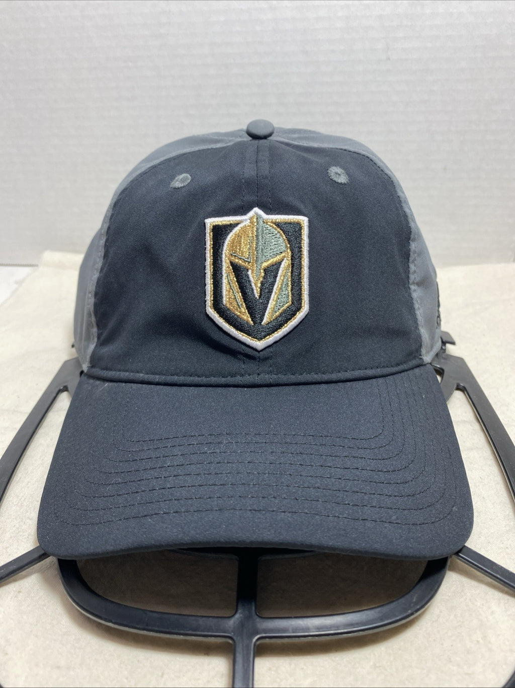 Vegas Golden Knights Adidas Grey Structured Primary Logo Flex Hat