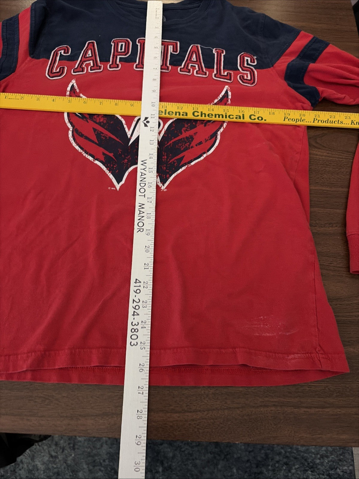 NHL Washington Capitals Men’s Medium Long Sleeve Shirt