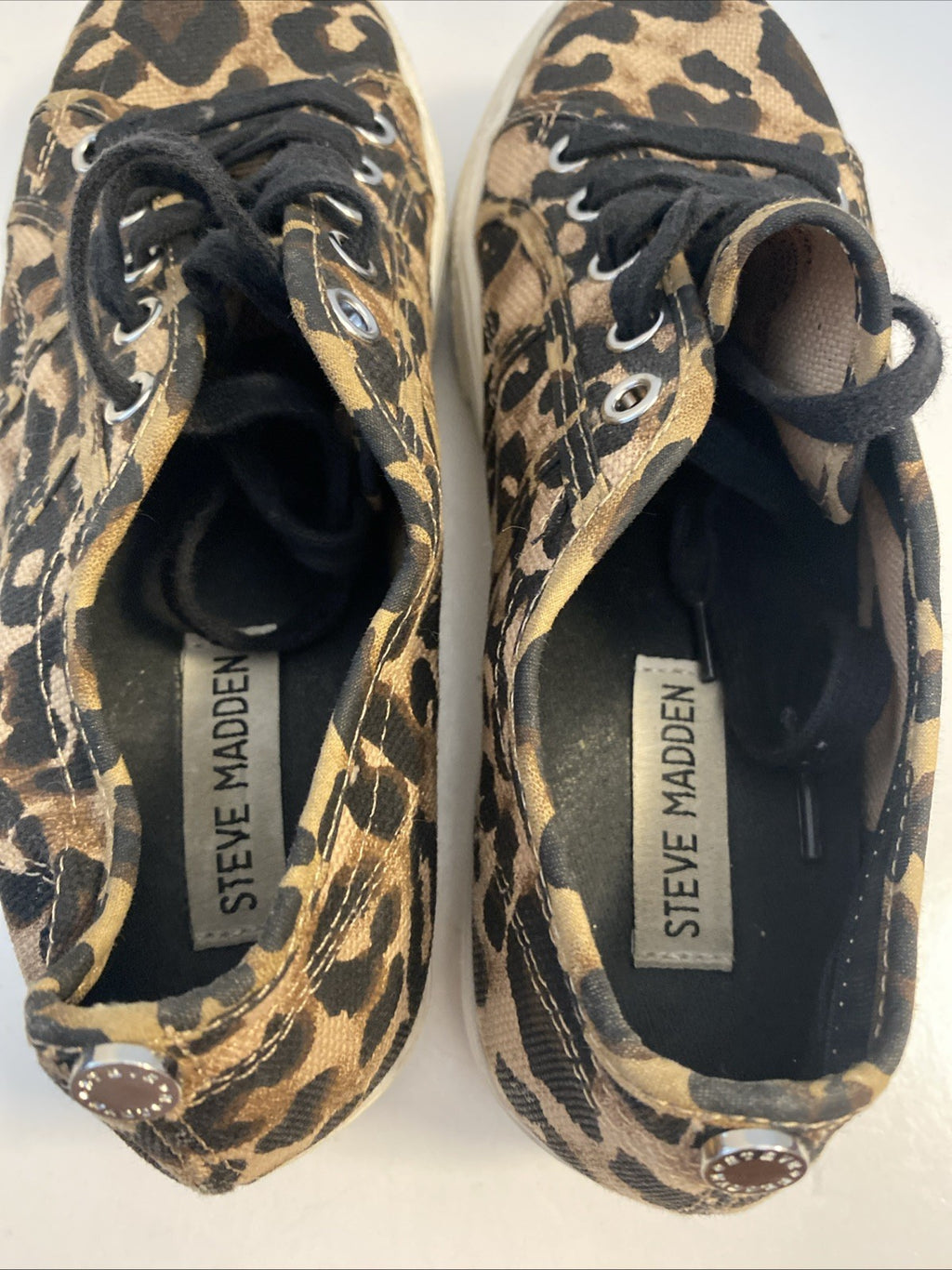 Steve Madden Emmi Leopard Print Platform Sneakers Size 7 Women's  Button Miss