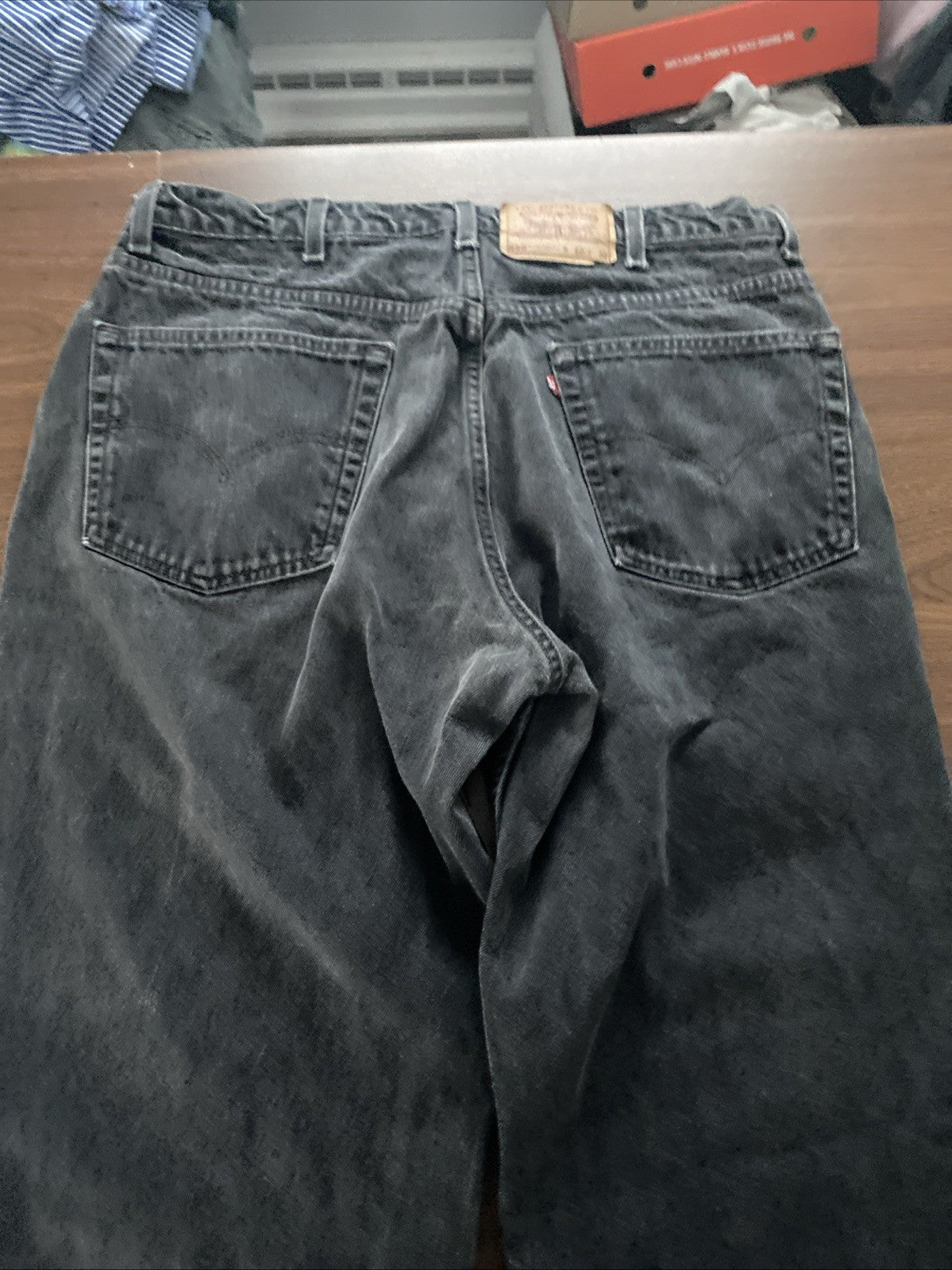 Levis 550 Mens Jeans Size 40x30 Relaxed Fit Black 100% Cotton Thick Material