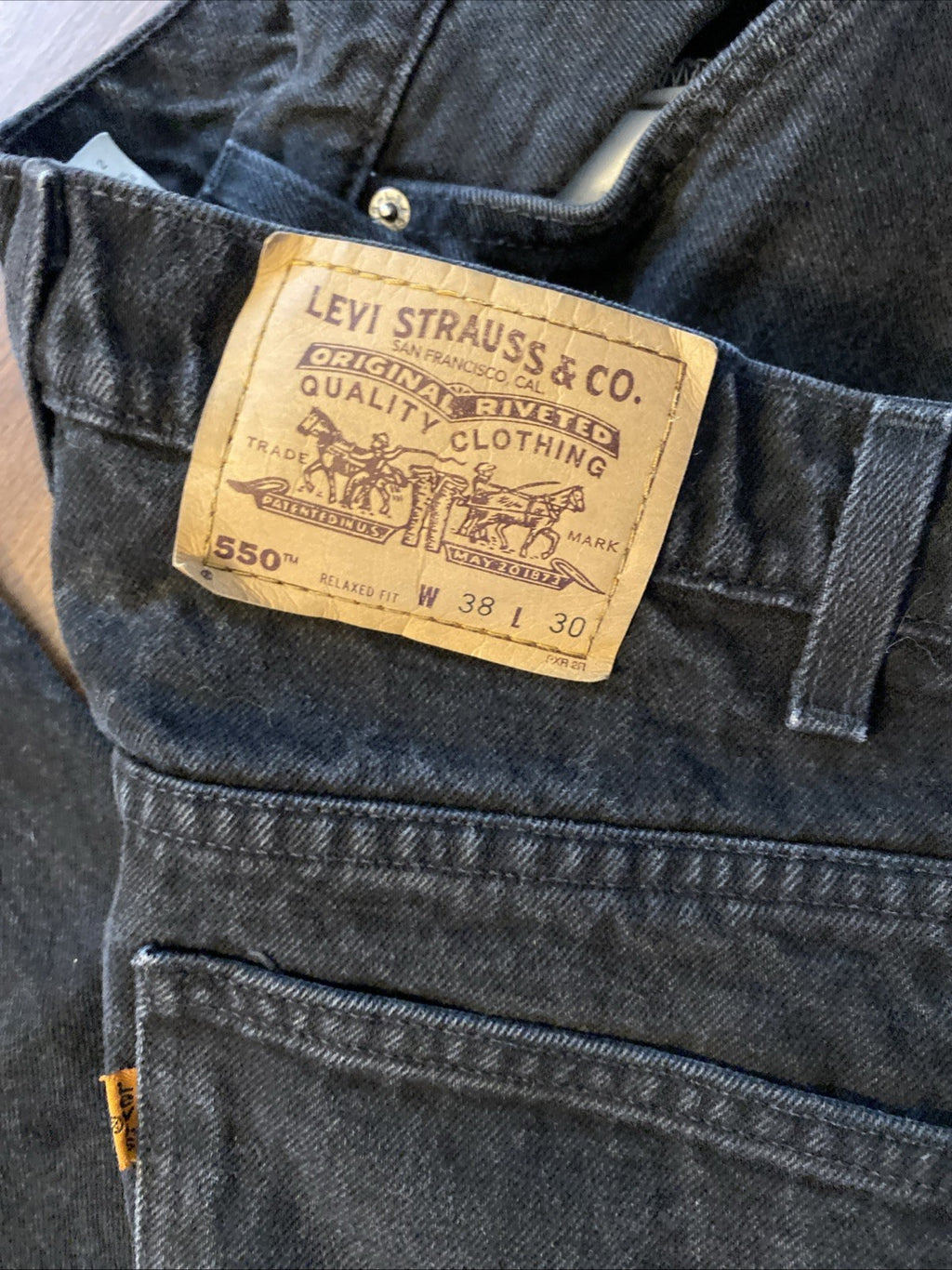 Levi's Men's 550 Relaxed Fit Jeans - 38x30 - Black