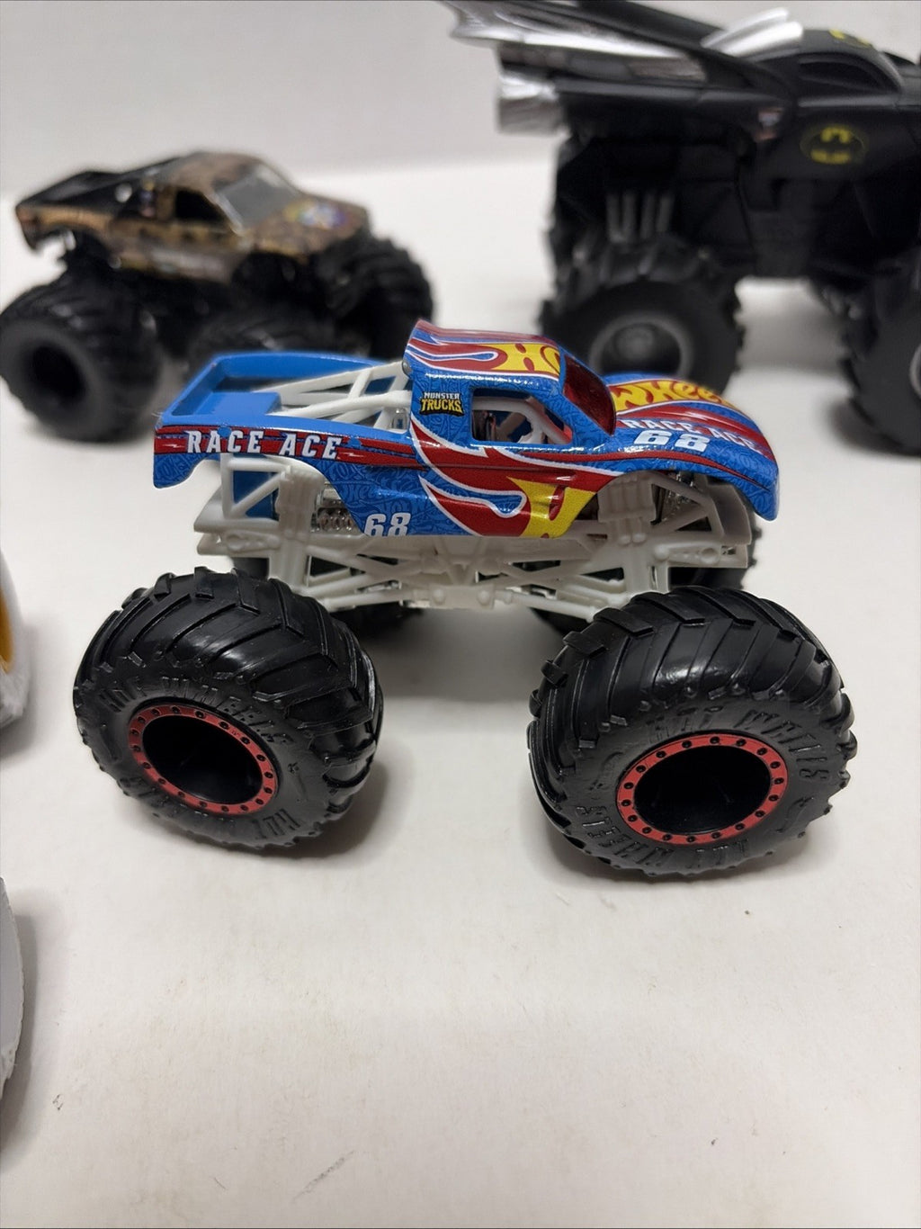 Monster Jam Lot Of 6 Diecast 1:64 Scale Monster Trucks