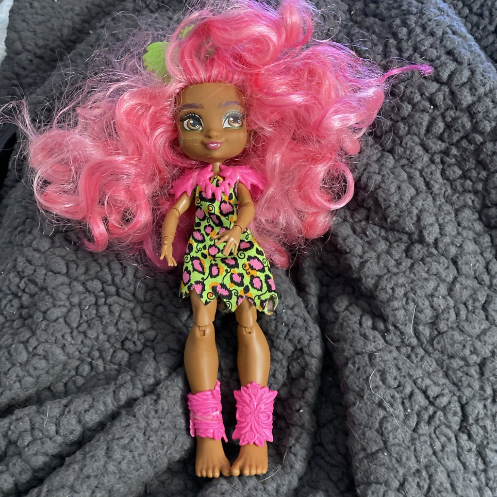 Mattel CAVE CLUB Doll FERNESSA Prehistoric Fashion 8" Articulated 
