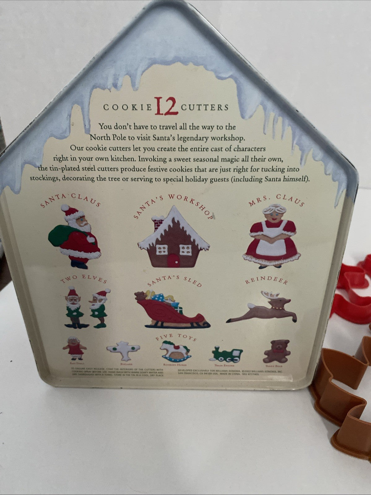 Williams Sonoma Santa's Cookie Workshop Cookie Cutters Decorative Tin 7 Cutters