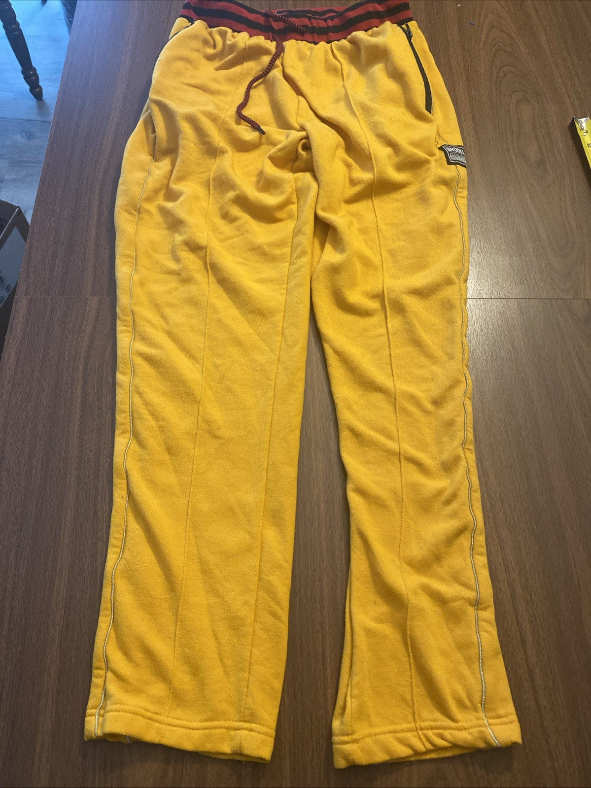 Brooklyn sweatpants size large yellow drawstring zipper pocket