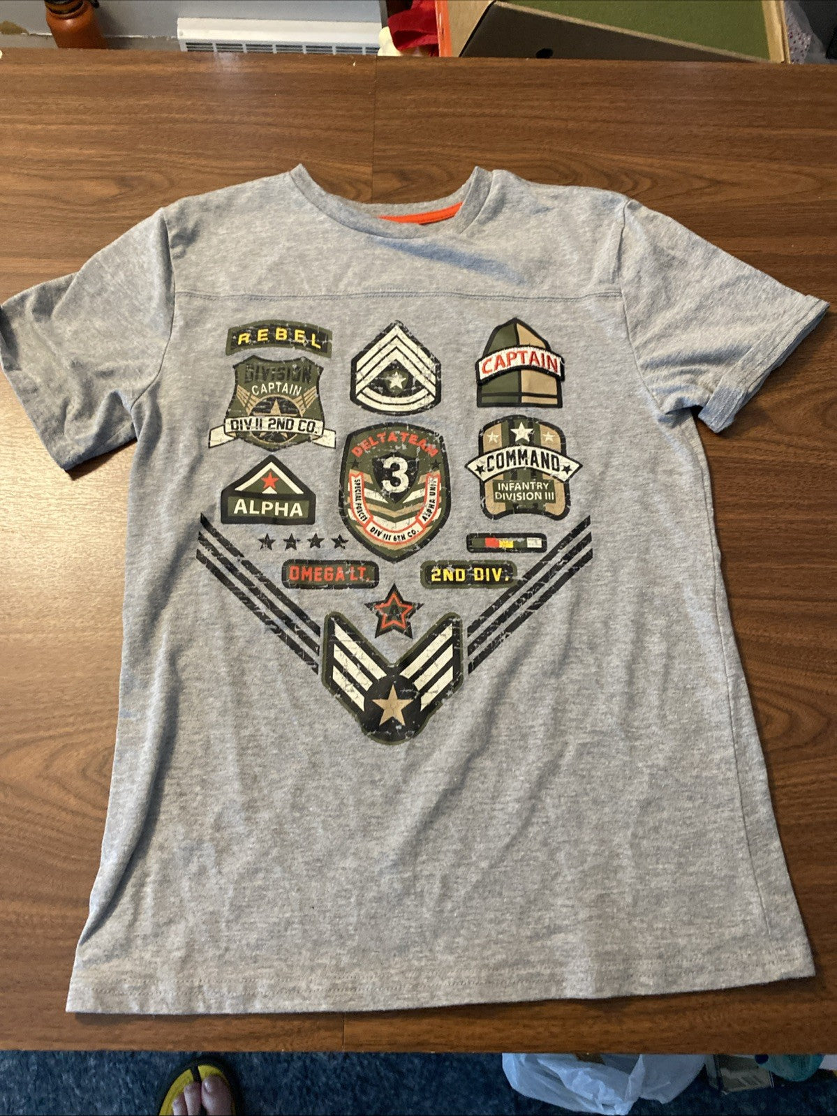 Youth double extra-large short sleeve T-shirt military ranks size XXL 18