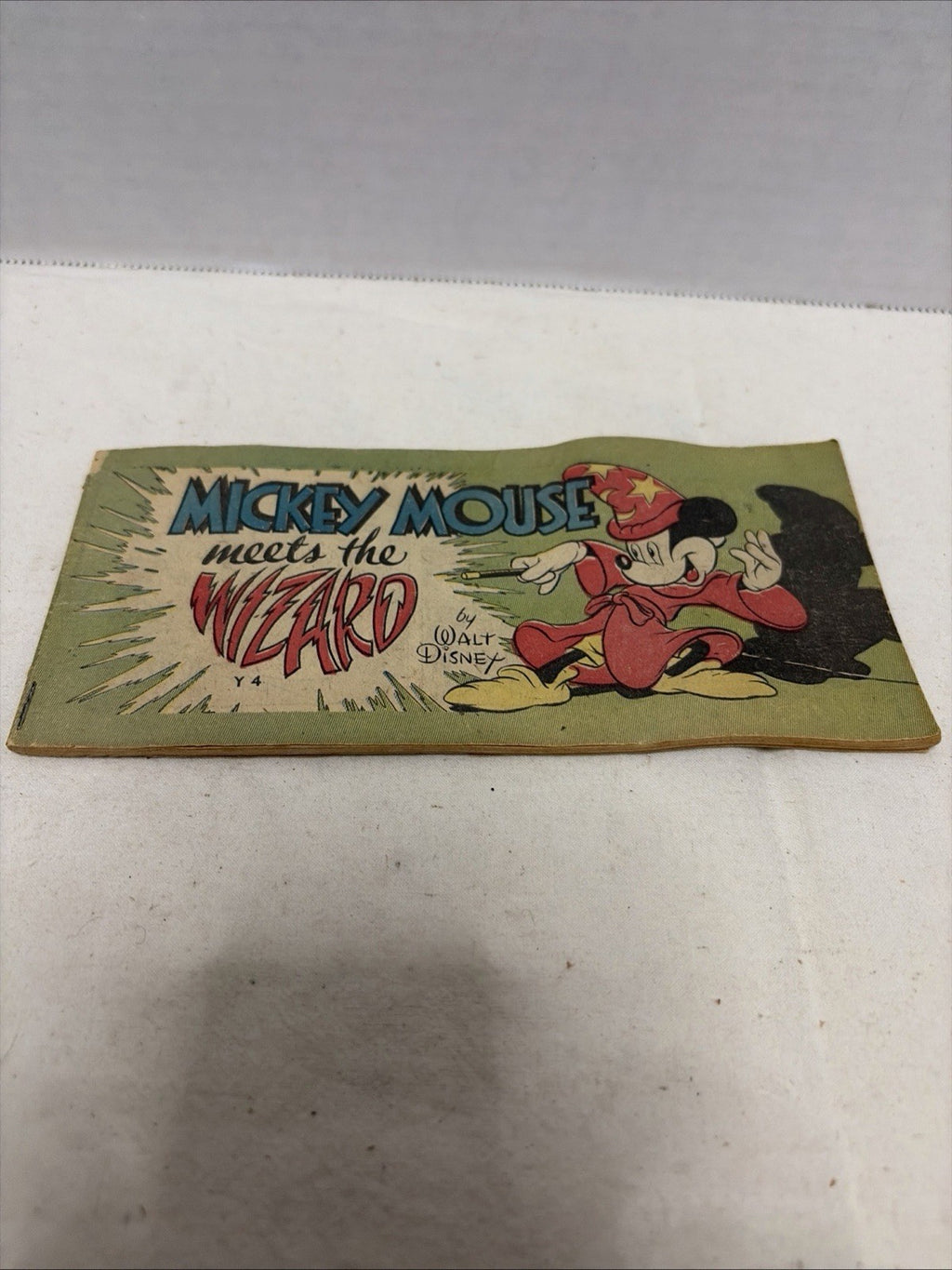 Vintage SUPER RARE SUPER NICE Pocket Size Walt Disney Comic Book
