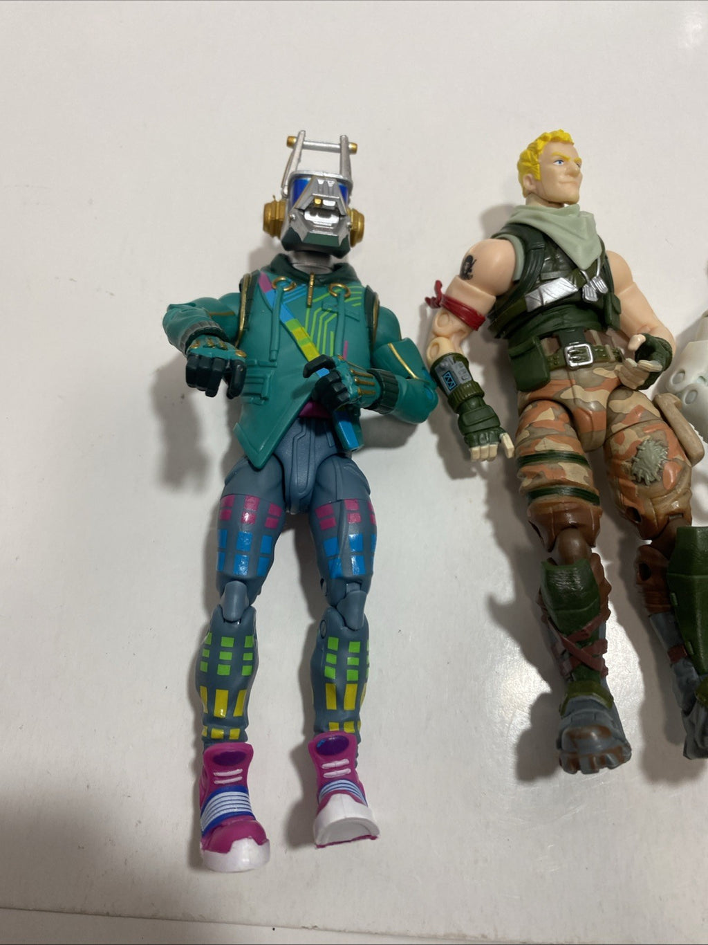 Fortnite Figure Lot of 5 Loose Video Game Epic With accessories. Please see pics