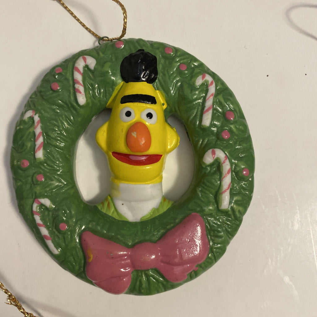 Vintage 1988 Sesame Street Lot Of  6 Holiday Wreath Ornaments