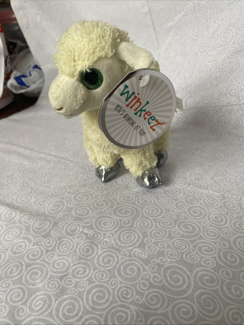 Winkeez Llama Stuffed  Alpaca Plush Toy Animal Green Glittery Eyes