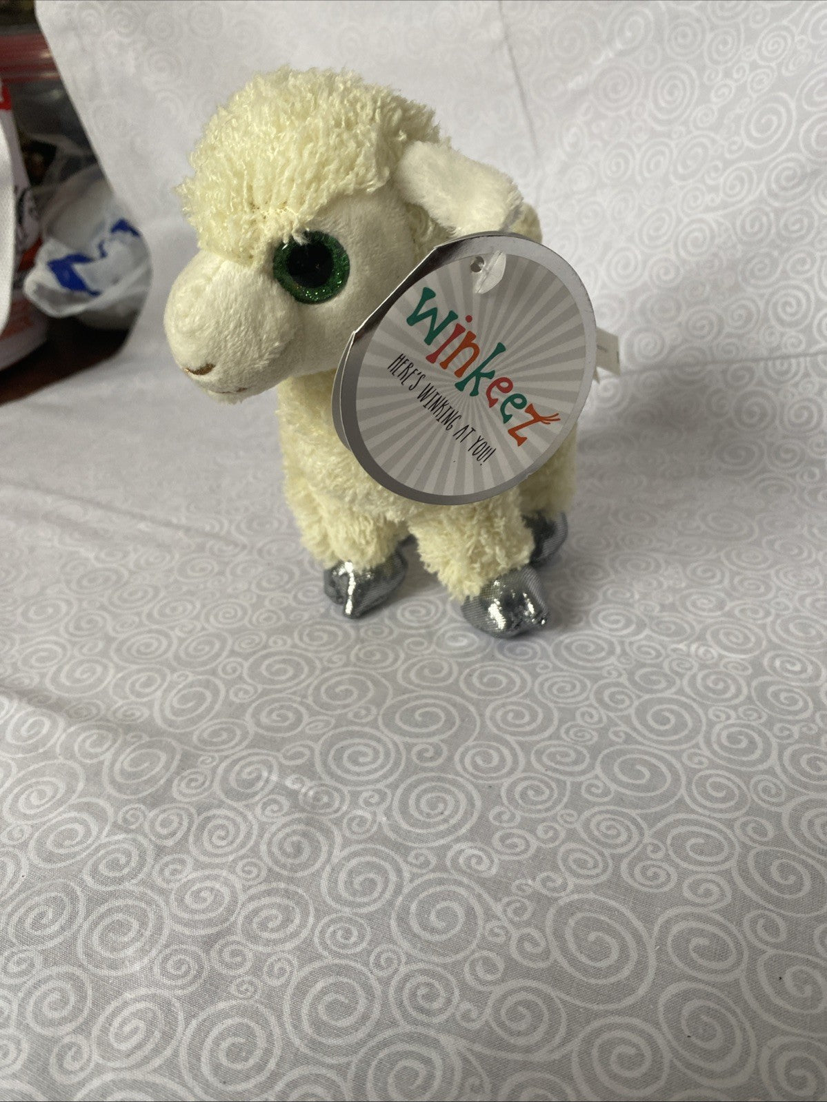 Winkeez Llama Stuffed  Alpaca Plush Toy Animal Green Glittery Eyes