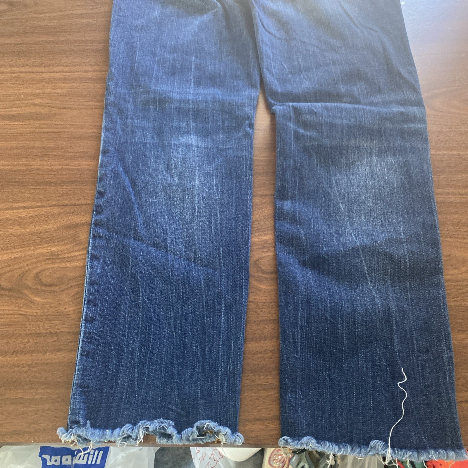 Maurices Jeans Womens 9/10 Blue Medium Wash Slim Straight Leg Distressed